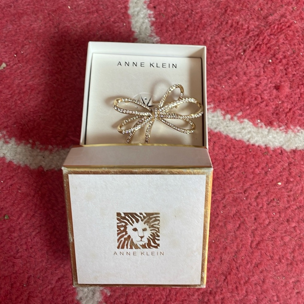 Anne Klein “bow” pin